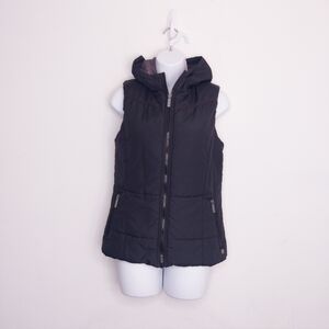 Bench Women's Puffer Vest Black Size Small Sleeveless Winter Vest With Hood